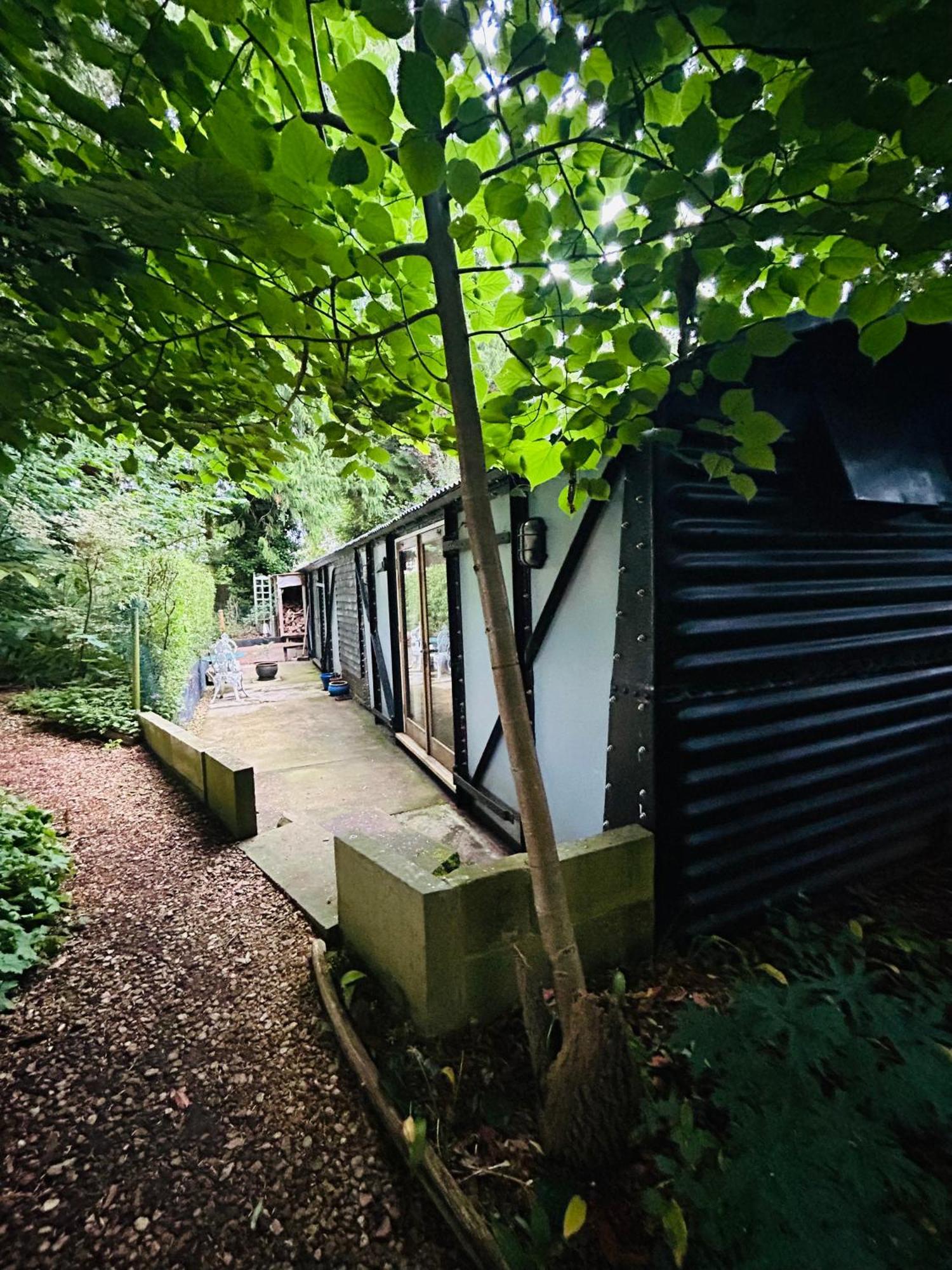 The Railway Carriage - Blue Villa Glasbury Екстериор снимка