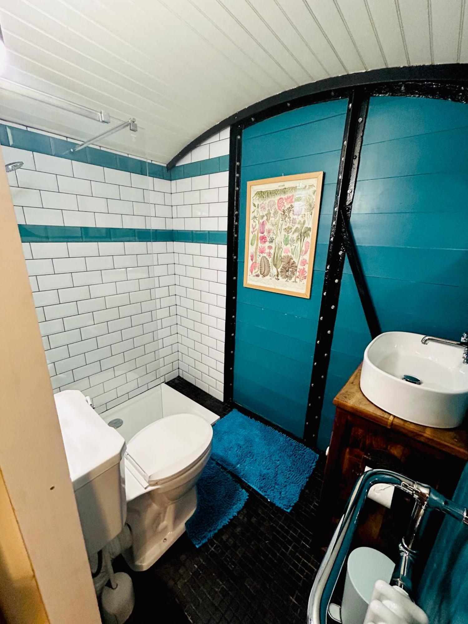The Railway Carriage - Blue Villa Glasbury Екстериор снимка