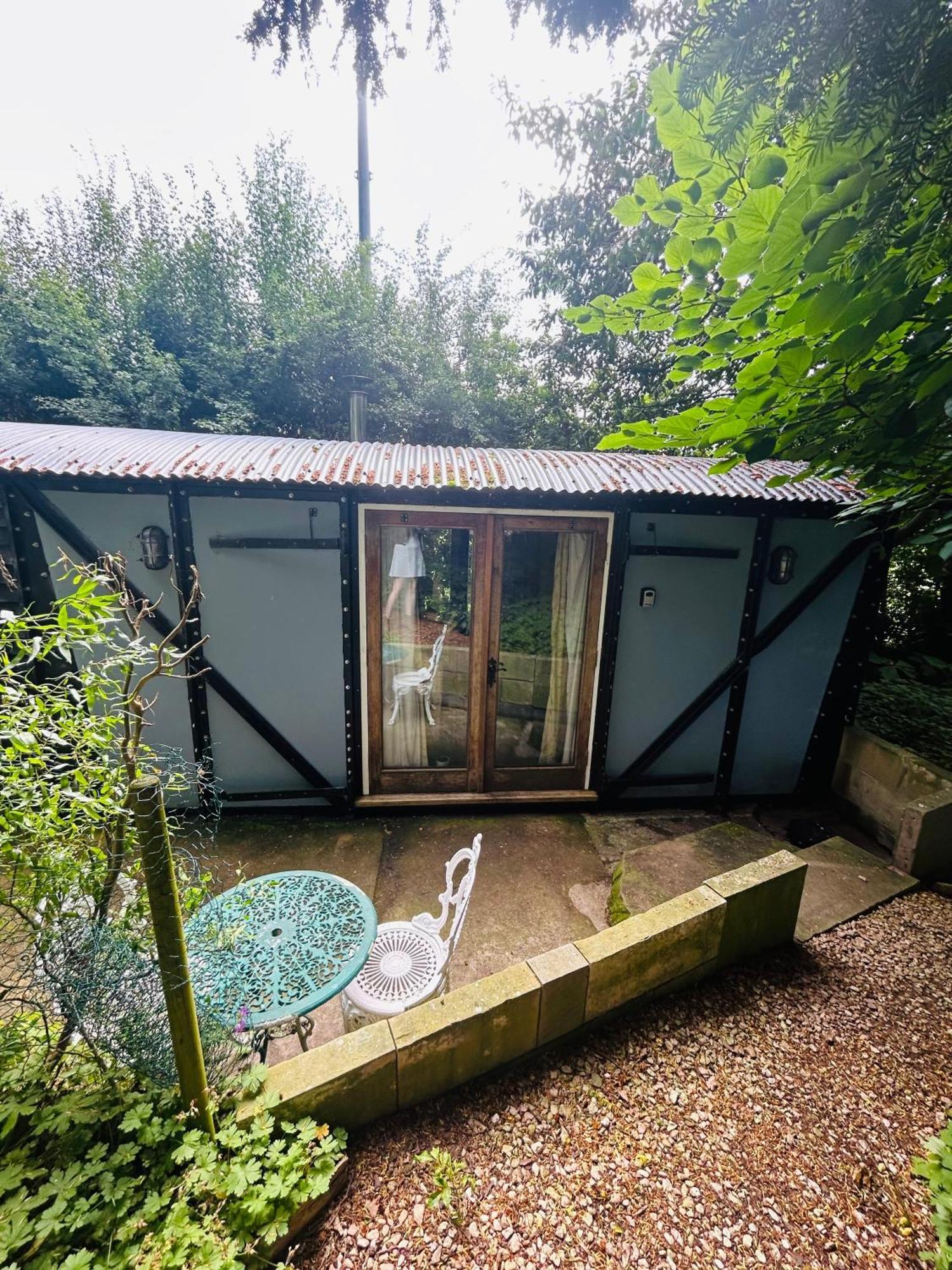 The Railway Carriage - Blue Villa Glasbury Екстериор снимка